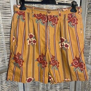 VTG Late 70s Ralph Lauren Chaps Floral Striped Shorts - size 34